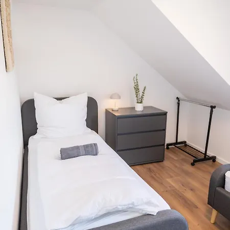 2 Schlafzimmer Mit Grosser Terrasse זיגן