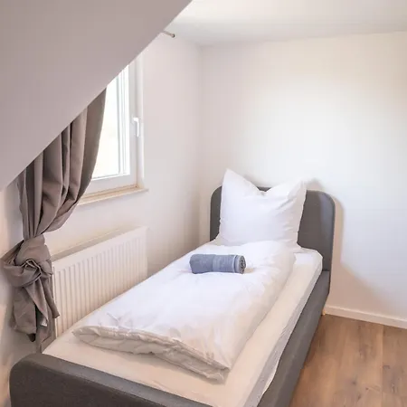 2 Schlafzimmer Mit Grosser Terrasse